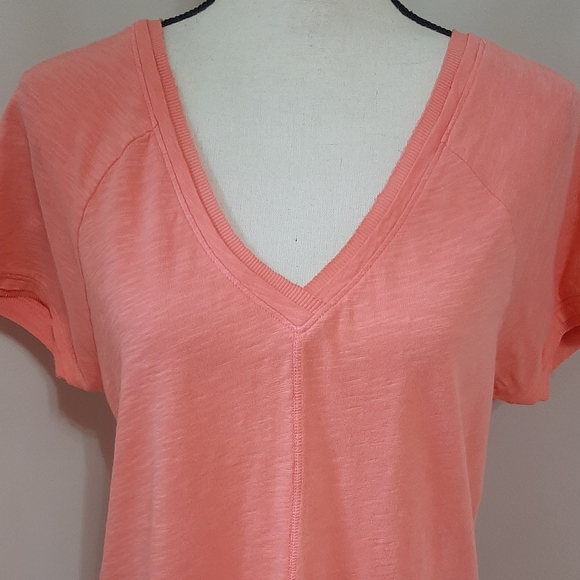 *FINAL SALE* NWT Bobi Double V-Neck Tee - Picture 3 of 7